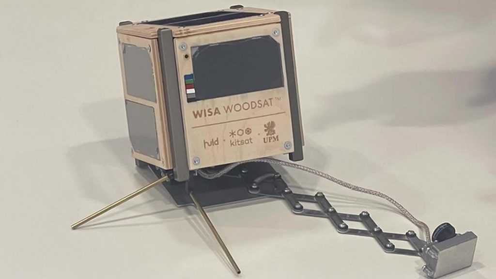 WISA Woodsat được phóng ra vũ trụ - Công nghệ vệ tinh gỗ đã hoàn thiện hơn